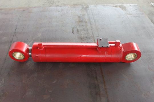 點擊查看詳細信息<br>標題：150截割頭升降油缸 閱讀次數：2698