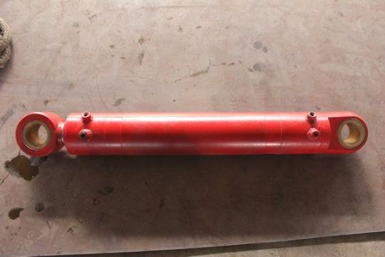 點擊查看詳細信息<br>標題：230截割頭伸縮油缸 閱讀次數(shù)：1849