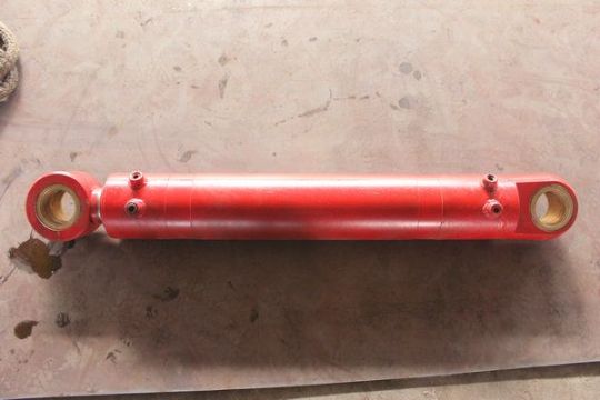 點擊查看詳細信息<br>標題：220截割頭伸縮油缸 閱讀次數(shù)：1831